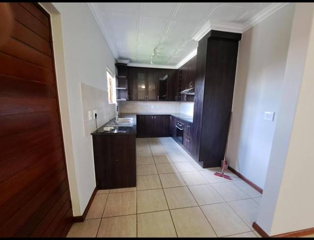 4 BEDROOM PROPERTY TO RENT IN NOORDWYK